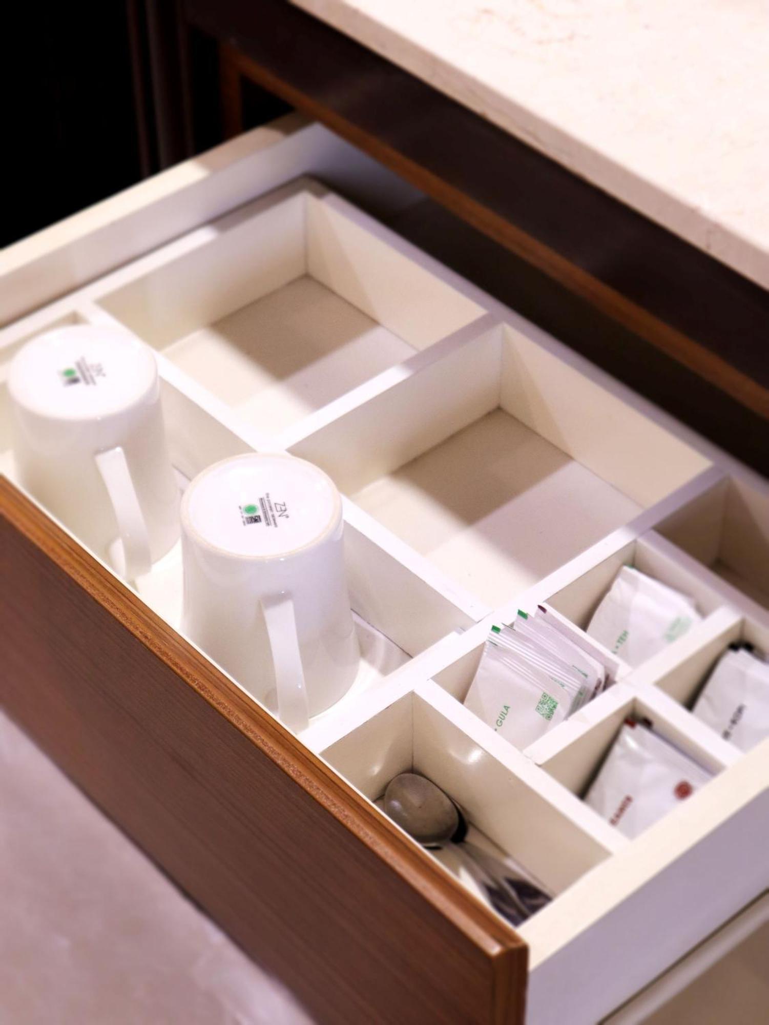 호텔 산티카 프리미어 세마랑 외부 사진